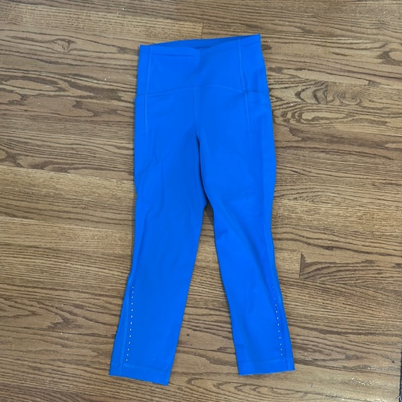 Poolside lululemon leggings - Picture 1 of 3